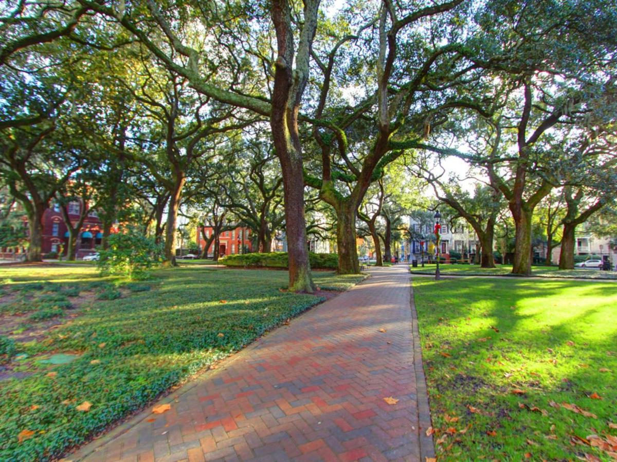 Bird Baldwin Parlor Villa Savannah Exterior foto